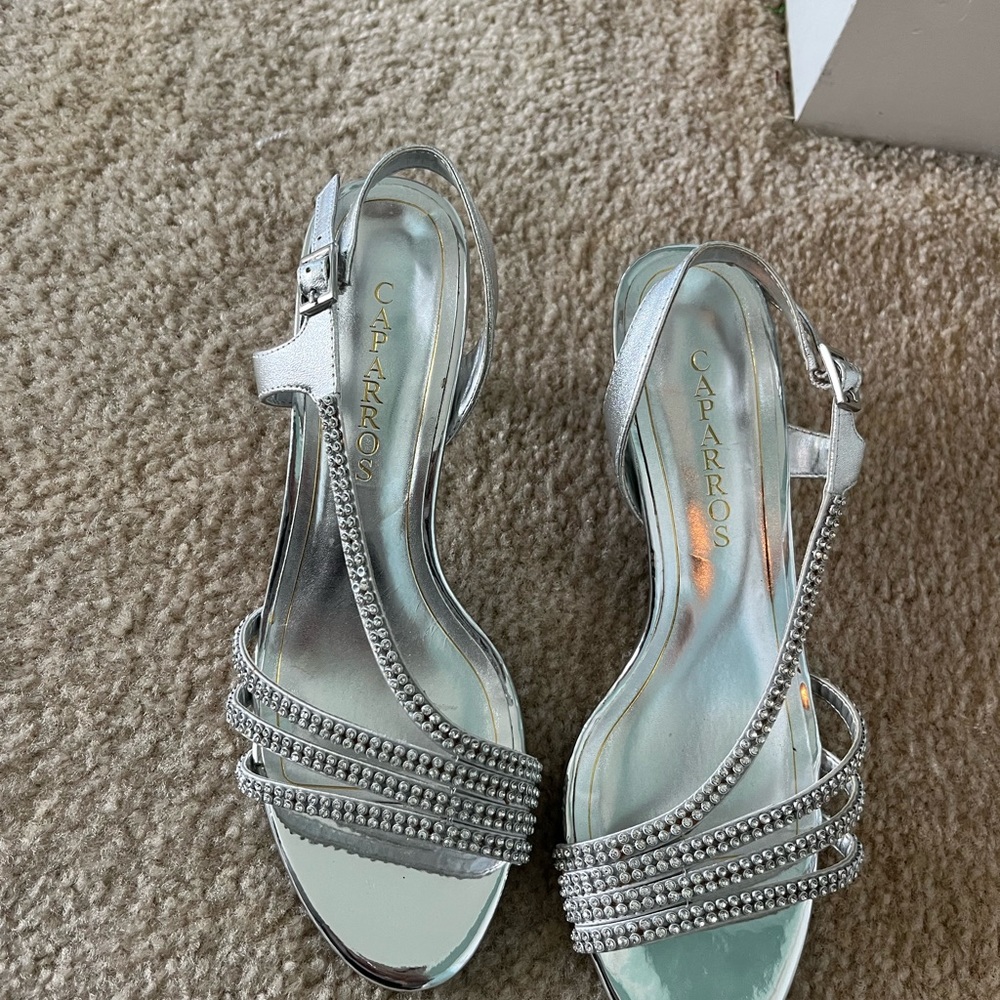 Formal shoes